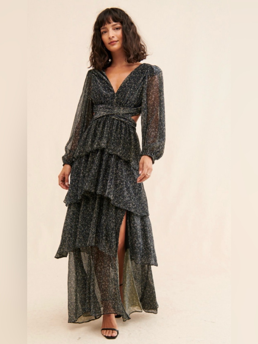 Astr Anora metallic Dress Tiered Black Floral V-Neck Long Sleeve Maxi Dress